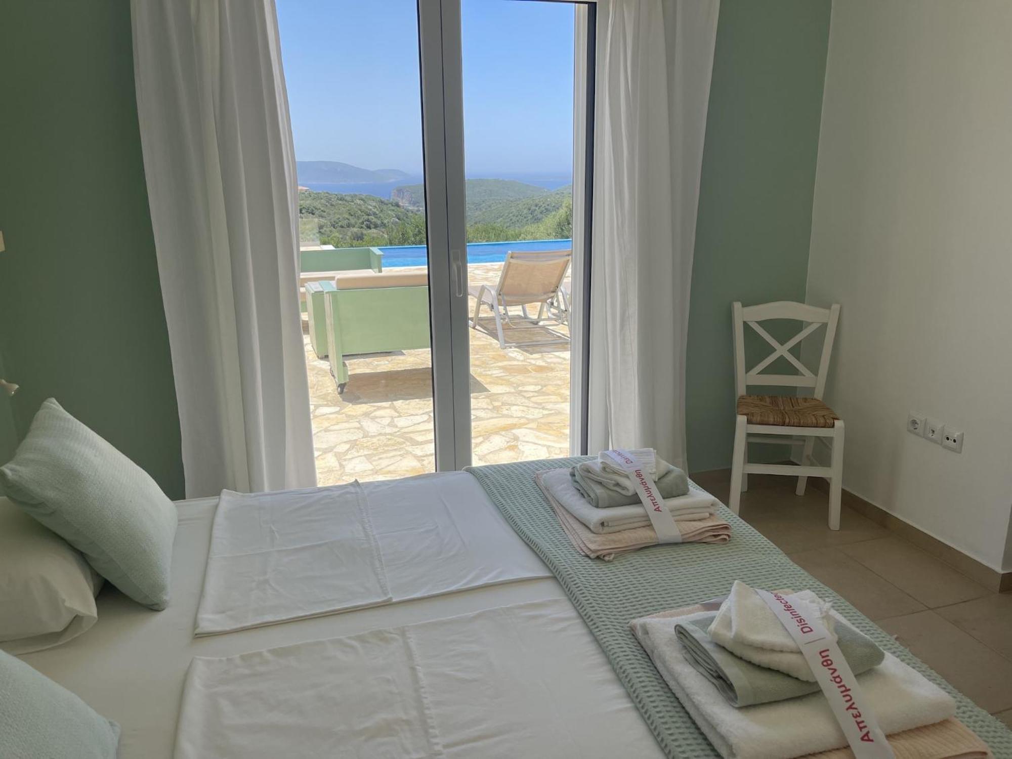 Luxurious Villa In Peloponnese With Swimming Pool Kamária Kültér fotó