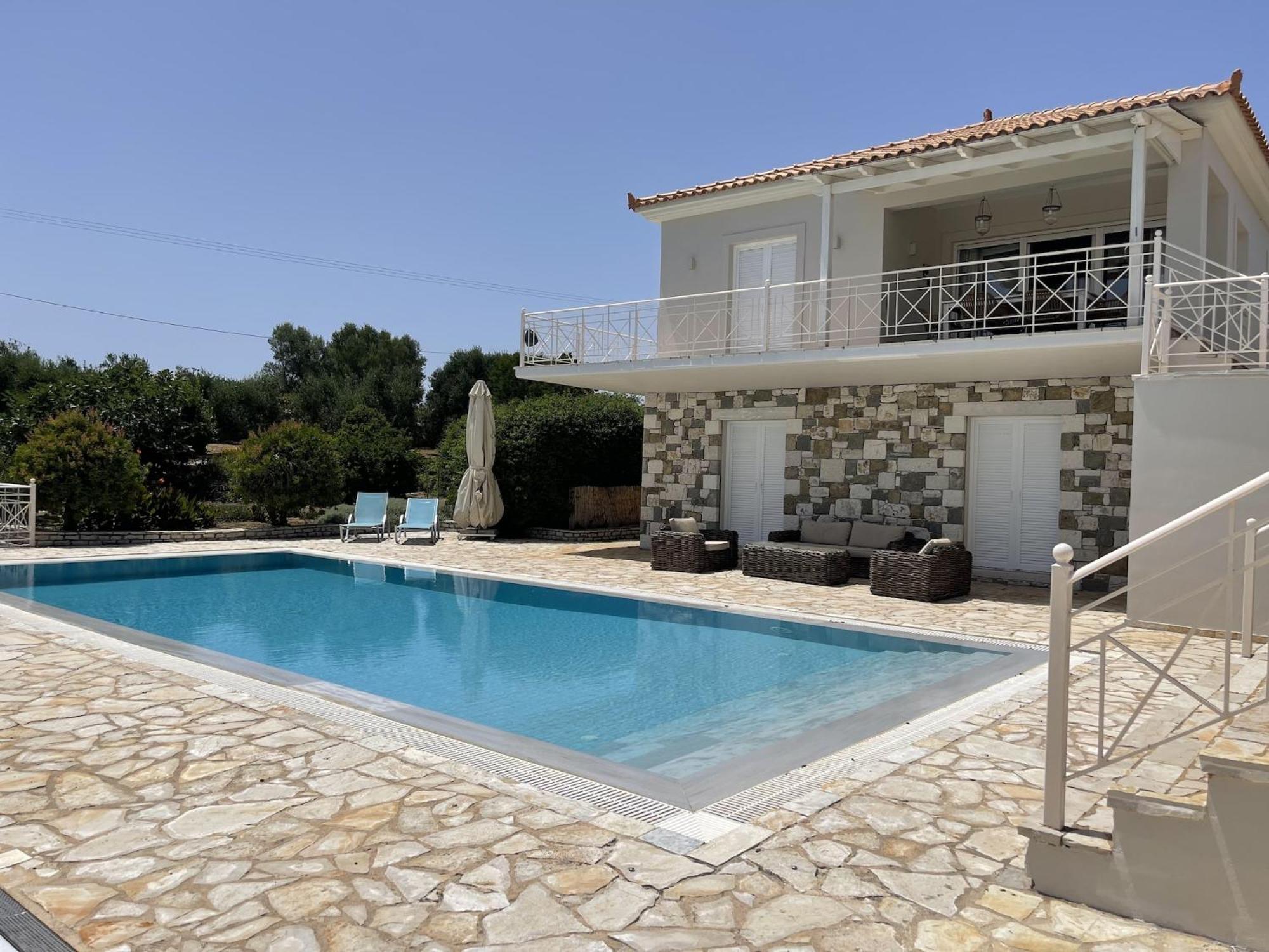 Luxurious Villa In Peloponnese With Swimming Pool Kamária Kültér fotó